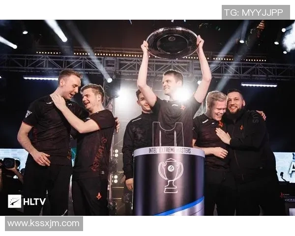 FPX战队的荣耀与挑战DOTA2赛场上的奋斗与坚持之路